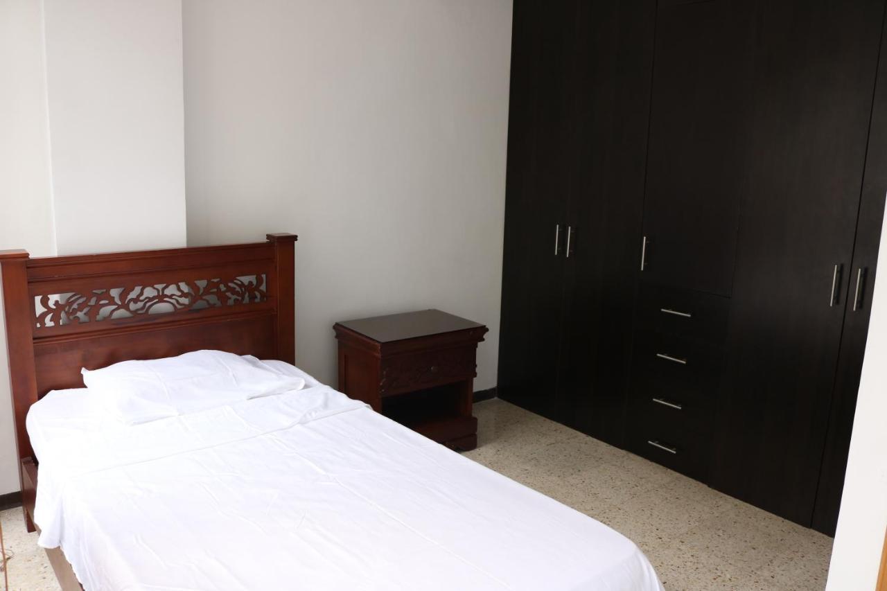 Apartamentos Limonar Cali Buitenkant foto